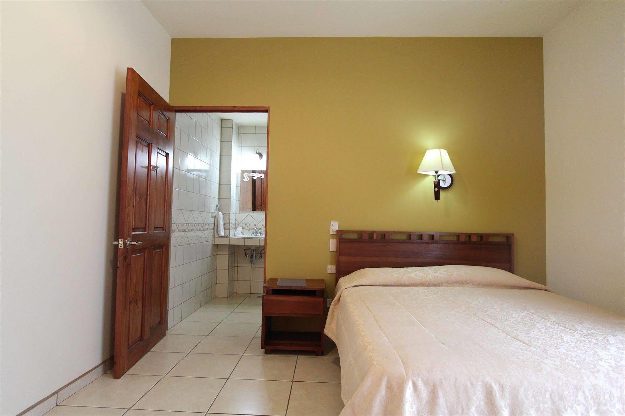 Hotel La Fortuna Zewnętrze zdjęcie